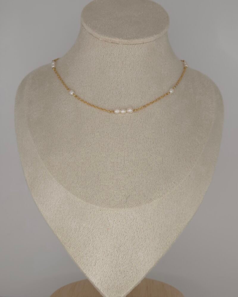 Perlas Atelier Raya — handcrafted Freshwater pearls necklace