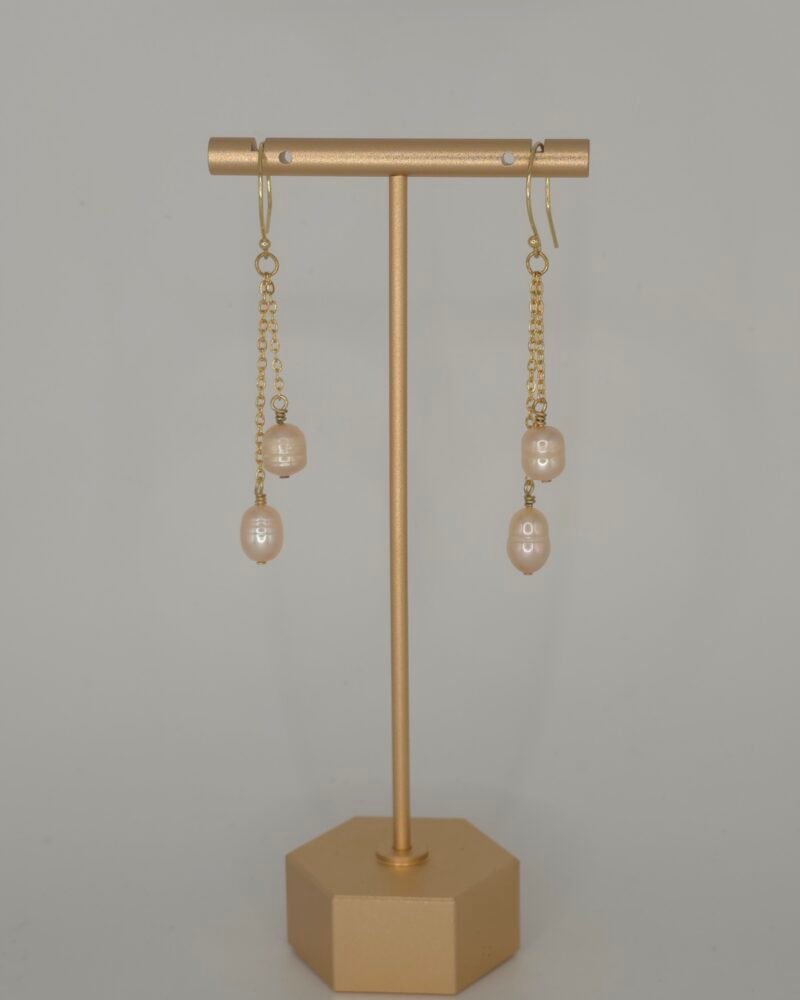 Perlas Atelier Lluvia — handcrafted Freshwater pearls earrings