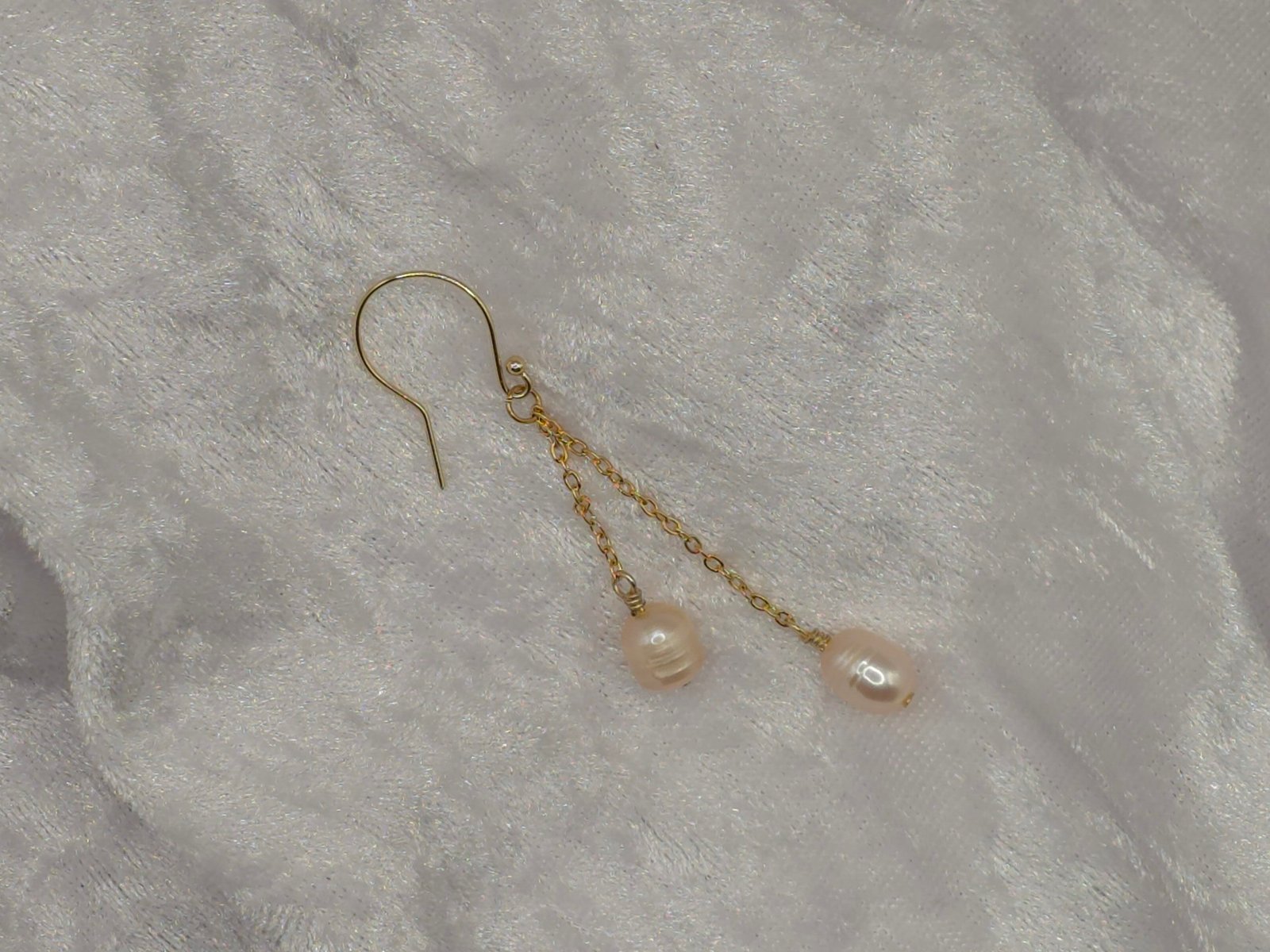 Perlas Atelier Lluvia — handcrafted Freshwater pearls earrings