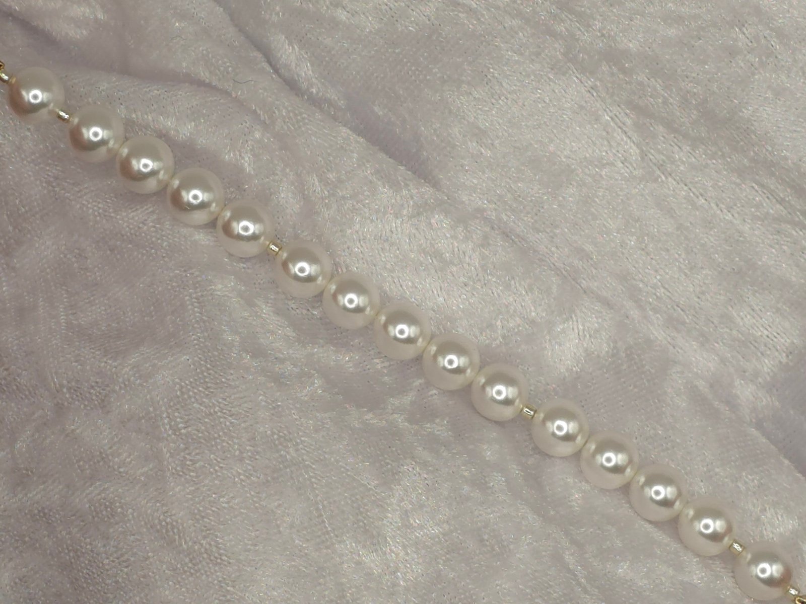 Perlas Atelier Cariño — handcrafted Shell pearls bracelet