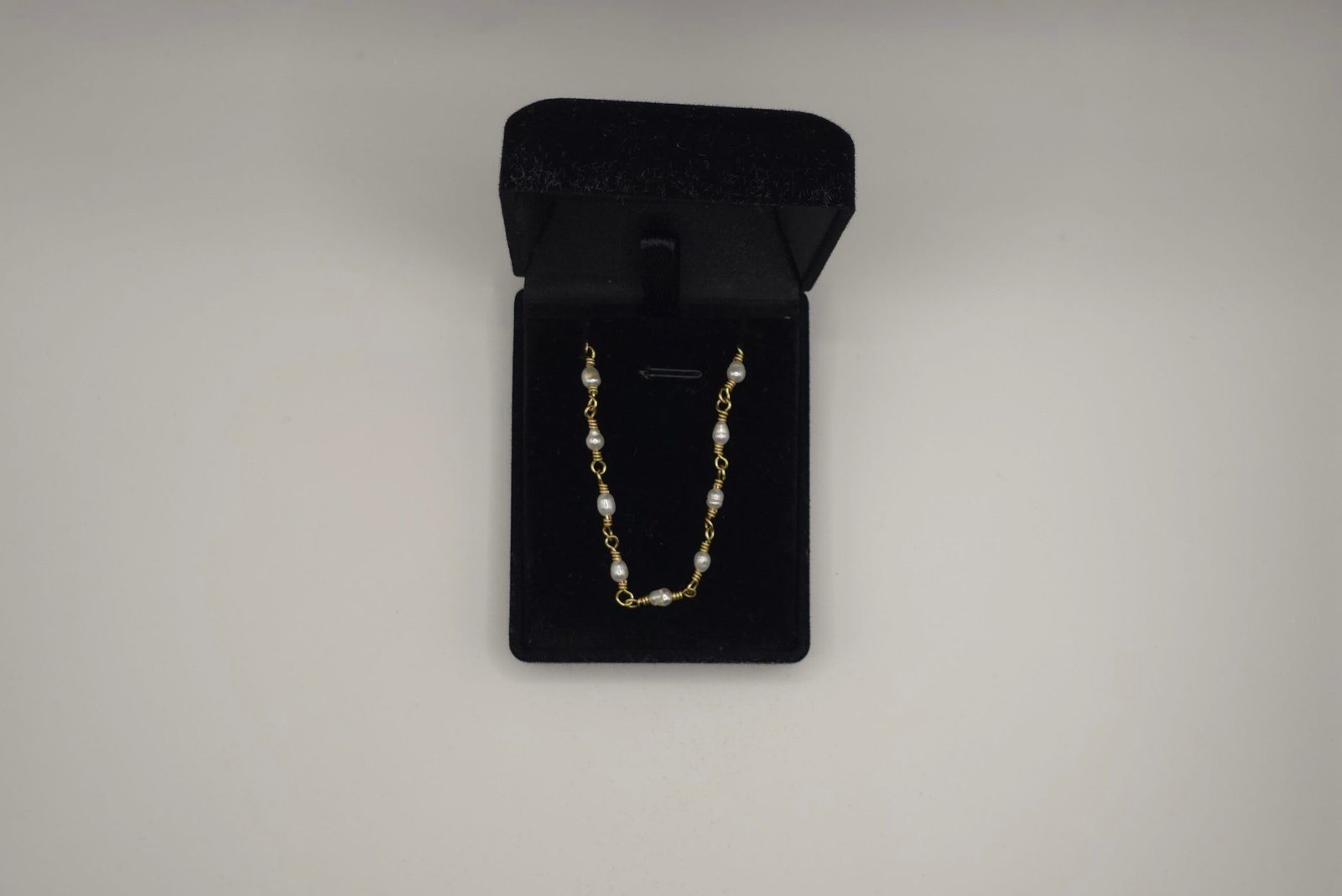 Perlas Atelier Yakap — handcrafted Freshwater pearls necklace