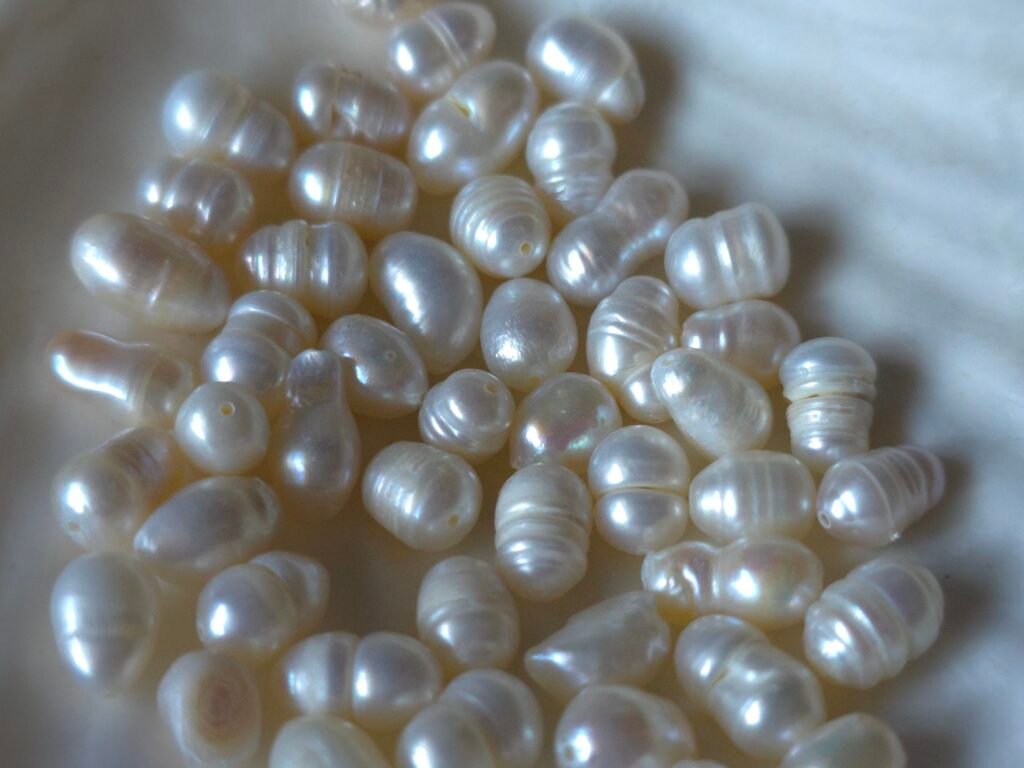 Story Pearl Closeup — Perlas Atelier handcrafted pearl jewellery